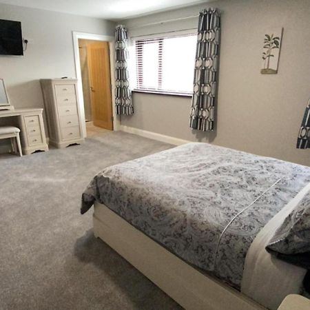 Johnny Murphy'S Guest Rooms Meigh エクステリア 写真